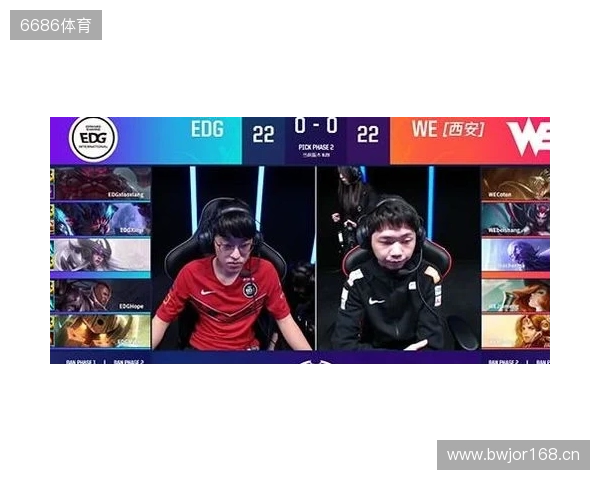 哥俩好!王钰栋评论蒯纪闻社媒 真帅兄弟;后者回复 你不在太孤单 哥俩好!王钰栋评论蒯纪闻社媒 真帅兄弟;后者回复 你不在太孤单